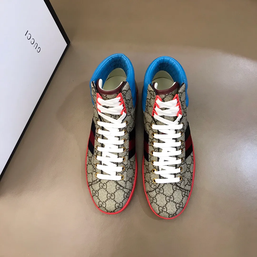 Men's shoes 💰p420 "GUCC*" Couple's style high-top boots are available on the official website. The same style. Counter quality [strong] [strong] Selected Gucci imported waterproof rubber. Gucci's symbolic original webbing. Trendy and versatile style. "Double G" logo styling midsole. Men's shoes 💰pU brand logo feet. Fine workmanship. Upper material. Men's size 38-44, women's size 35-39.